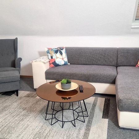 Ferienwohnung Landlicht Mit Terrasse In Ruhiger Lage Sulingen Eksteriør bilde
